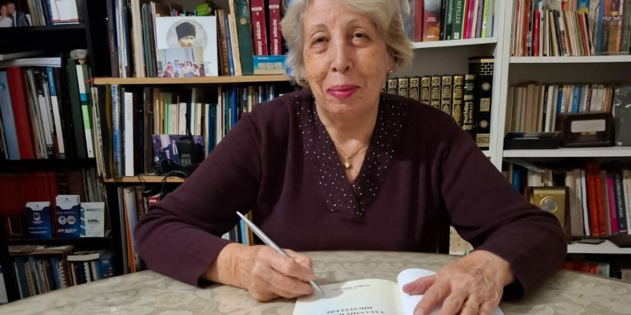 Sadberk öğretmen, 4 kitabını okurlarla buluşturuyor