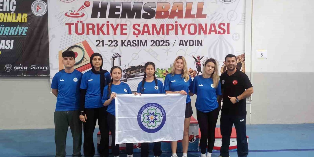 Muğla Büyükşehir sporcularından 2 Türkiye şampiyonluğu