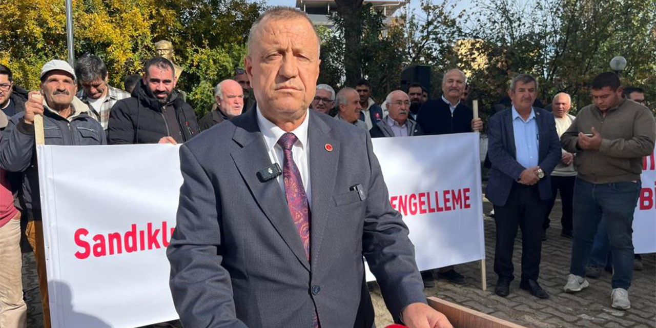 Sandıklı Mahallesi sakinlerinden CHP’li Meclis Üyelerine tepki