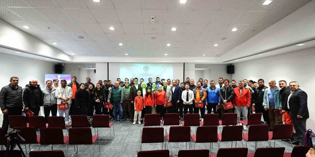 Geleceğin futbolcularını yetiştirecek Levend Sarıoğlu U-10 Futbol Ligi başlatıyor