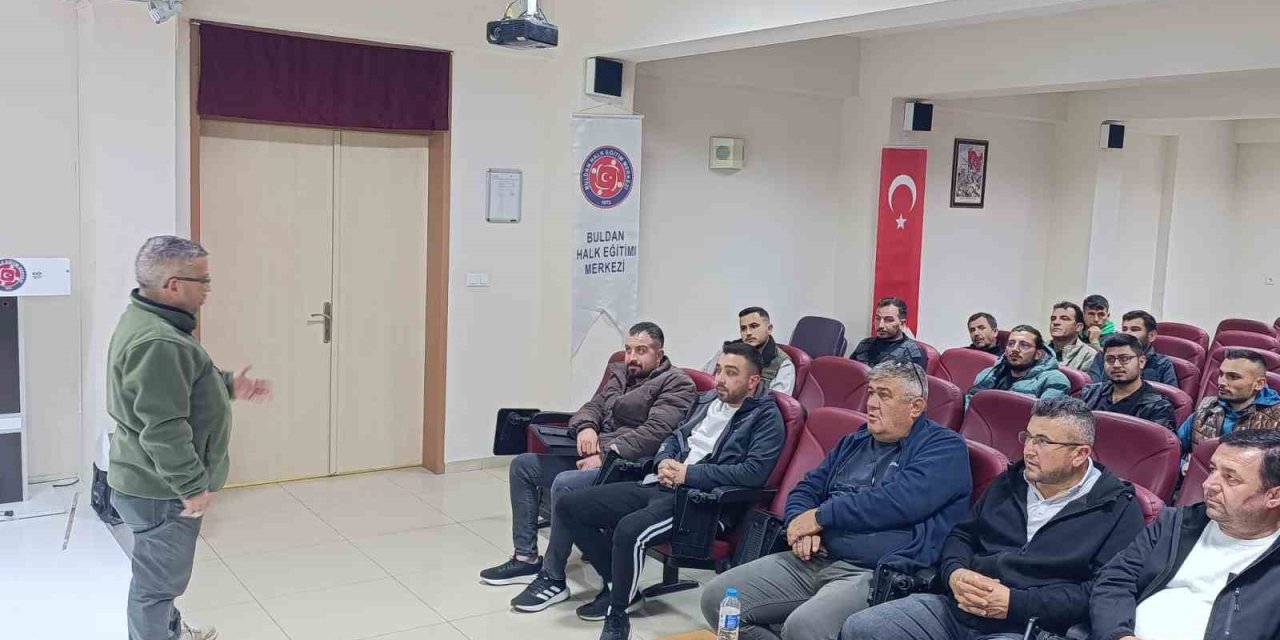 Buldanlı avcılar sertifika sahibi oldu