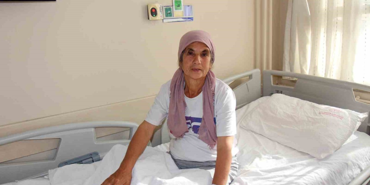 İç organları ters olan hastanın safra kesesi ameliyatı başarıyla yapıldı