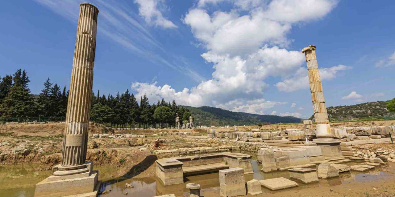 Klaros Antik Kenti, Saya Holding’in sponsorluğunda gün yüzüne çıkıyor