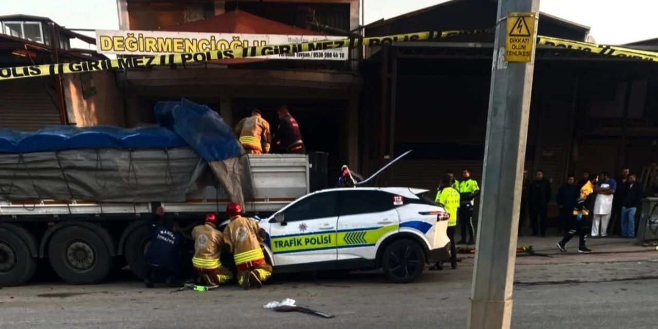 Kazada yaralanan kadın polis memuru da şehit oldu