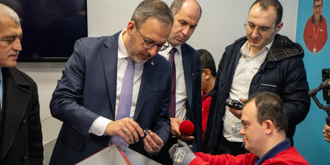 "Bu komisyon bir masabaşı komisyonu değil"