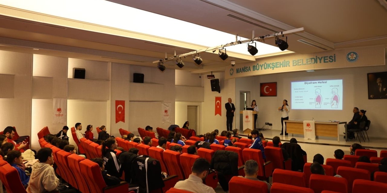 Yunusemre’de ‘Temiz Nefes Sağlıklı Gelecek" paneli