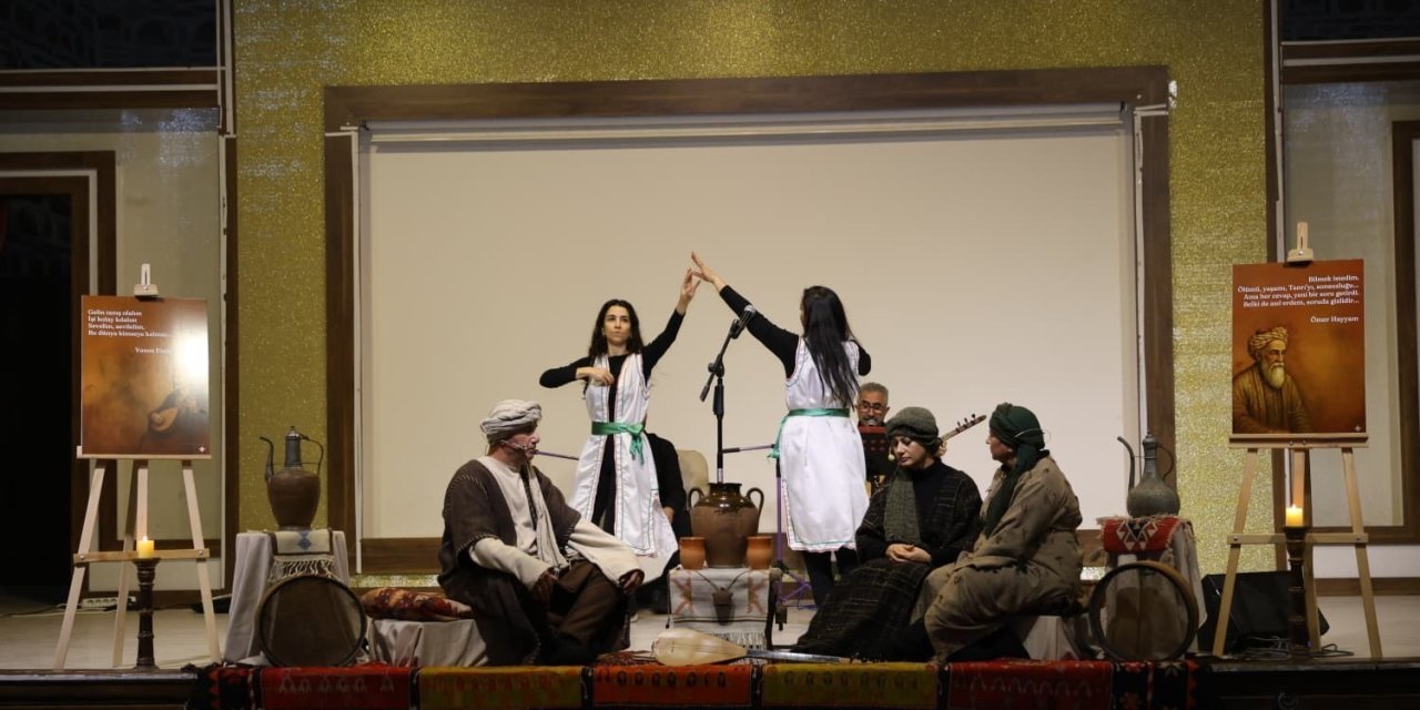 Bedesten’de ‘Aşk ile Akıl’ buluştu