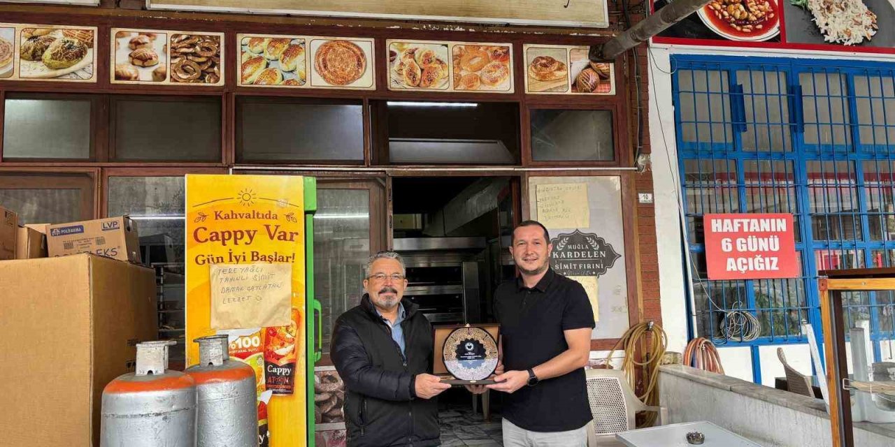 Hayırsever esnaftan Datça Devlet Hastanesi’ne katkı