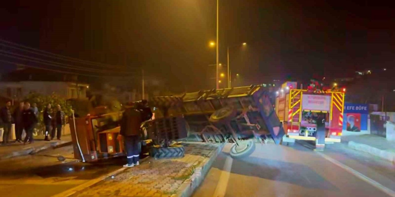 Söke’de traktör devrildi: 1 yaralı