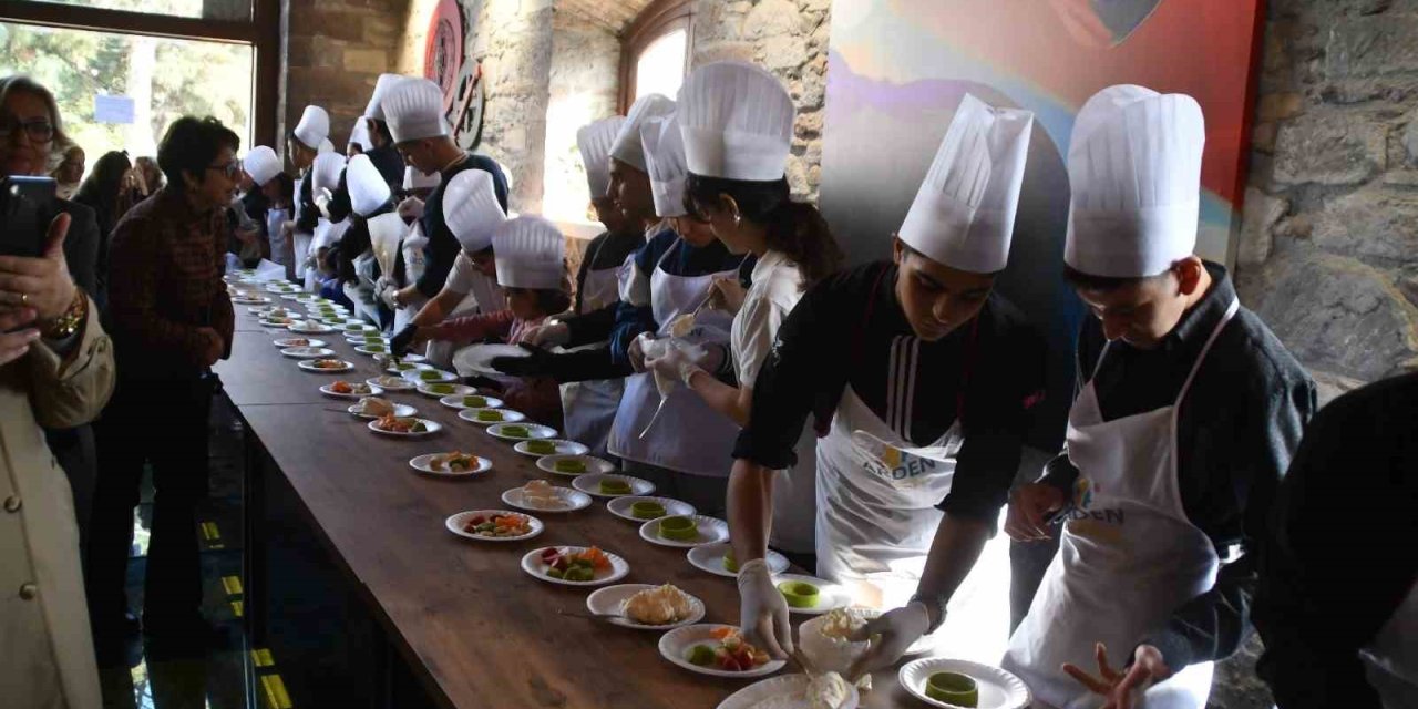 Söke’de özel öğrenciler aşçılık deneyimi yaşadı
