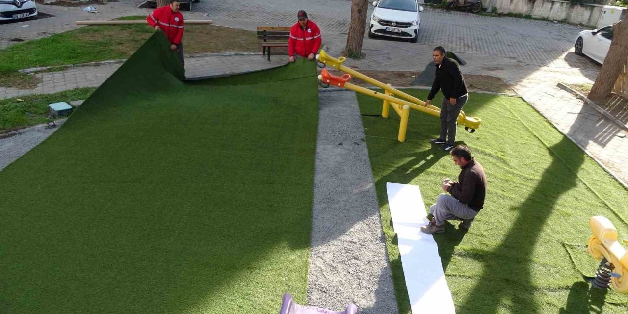 Söke Belediyesi’nin parklarda yenileme atağı devam ediyor