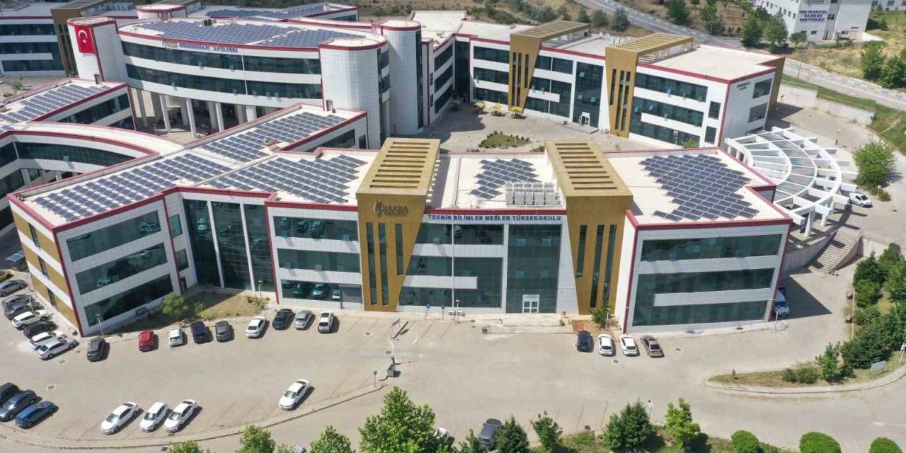 MCBÜ mühendislikte Avrupa Ligine adını yazdırdı