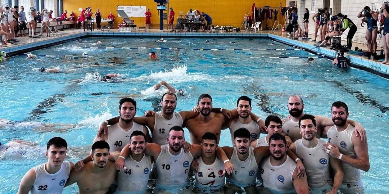 EÜ Sualtı Ragbisi takımı dünya dördüncüsü oldu