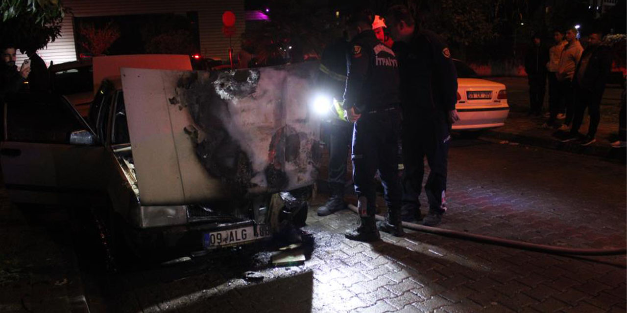 Park halindeki otomobil küle döndü