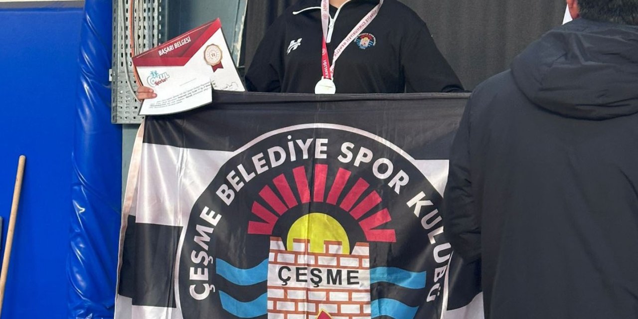 Çeşme Belediyespor’dan taekwondoda gururlandıran başarı