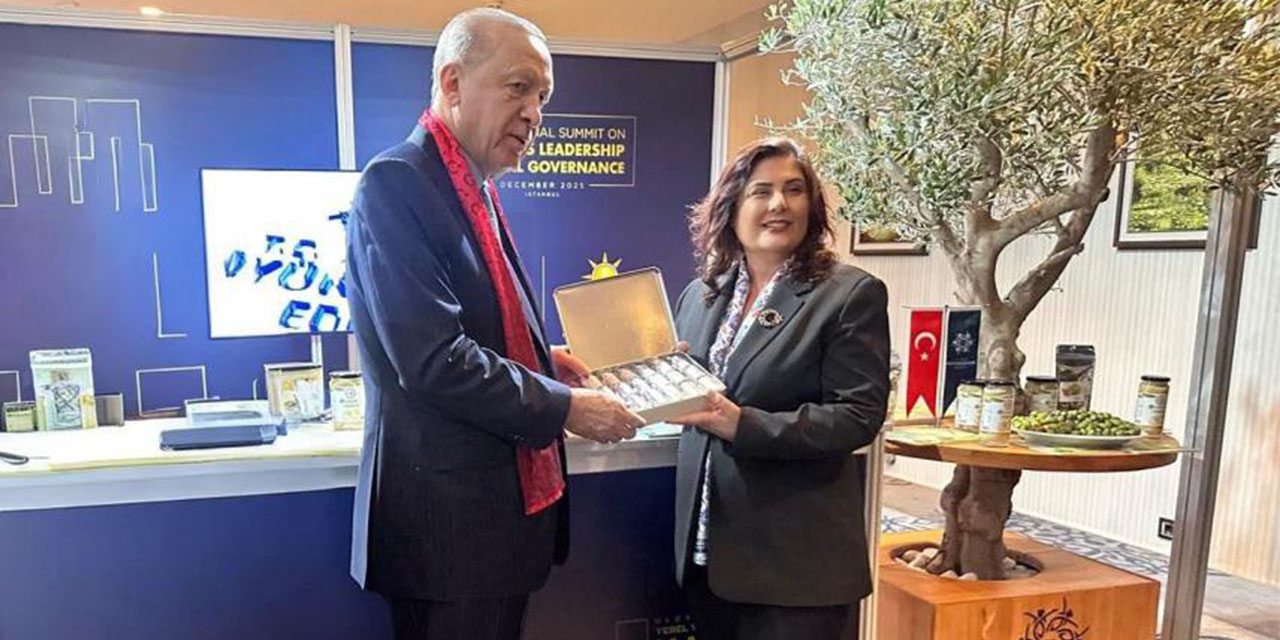 Çerçioğlu, Cumhurbaşkanı  Erdoğan’ı Aydın standında ağırladı