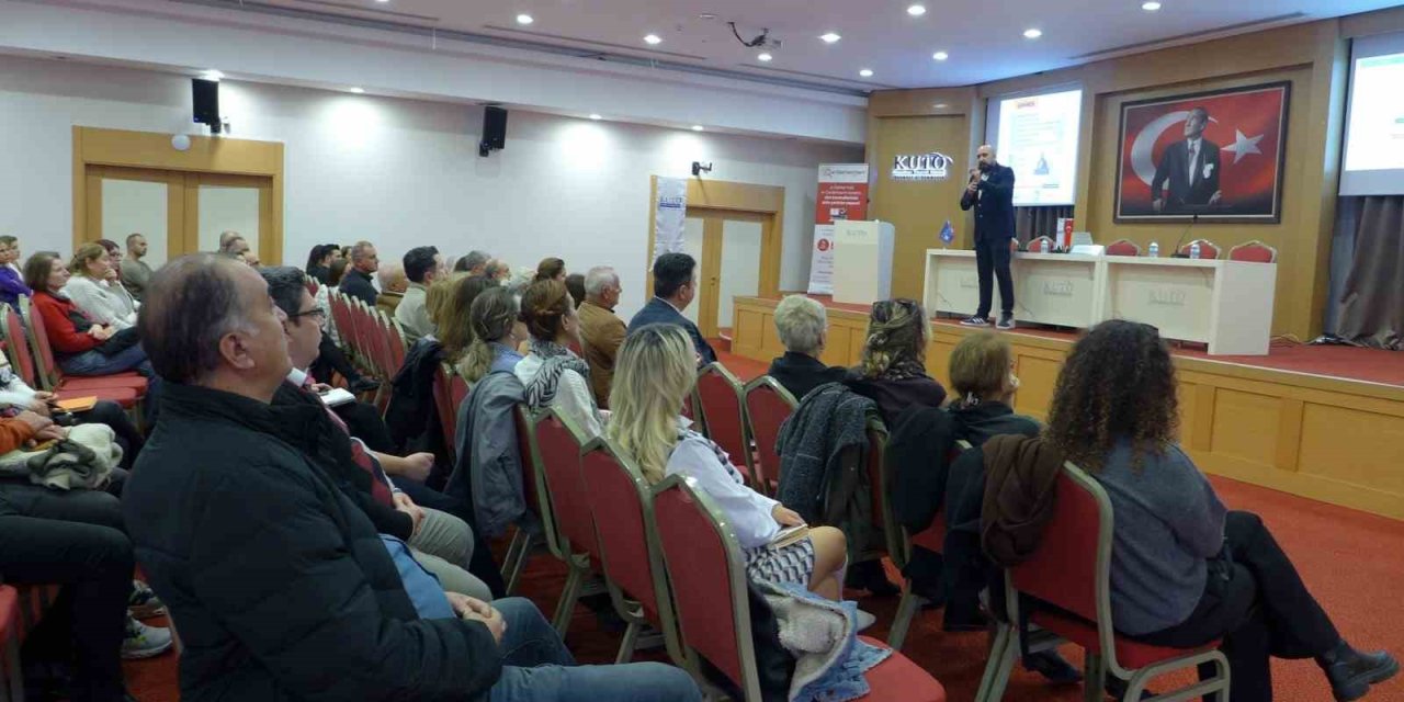 Kuşadası Ticaret Odası’nda dijital mali dönüşüm masaya yatırıldı