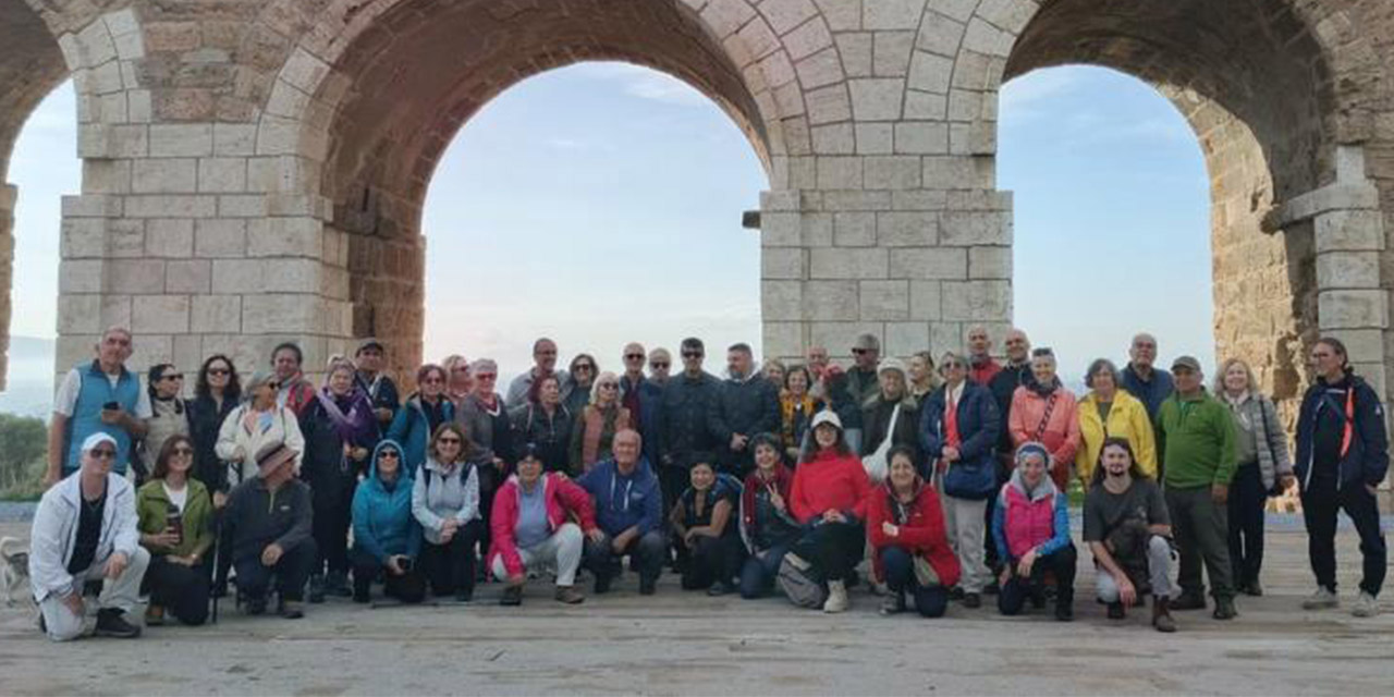 Doğaseverler Tralleis Antik Kenti'nde tarih ve doğayla buluştu