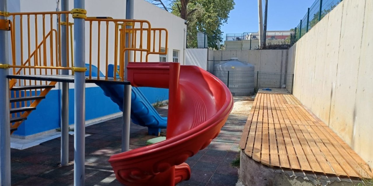 Bodrum Belediyesi, okullardaki bakım ve onarım çalışmalarını sürdürüyor