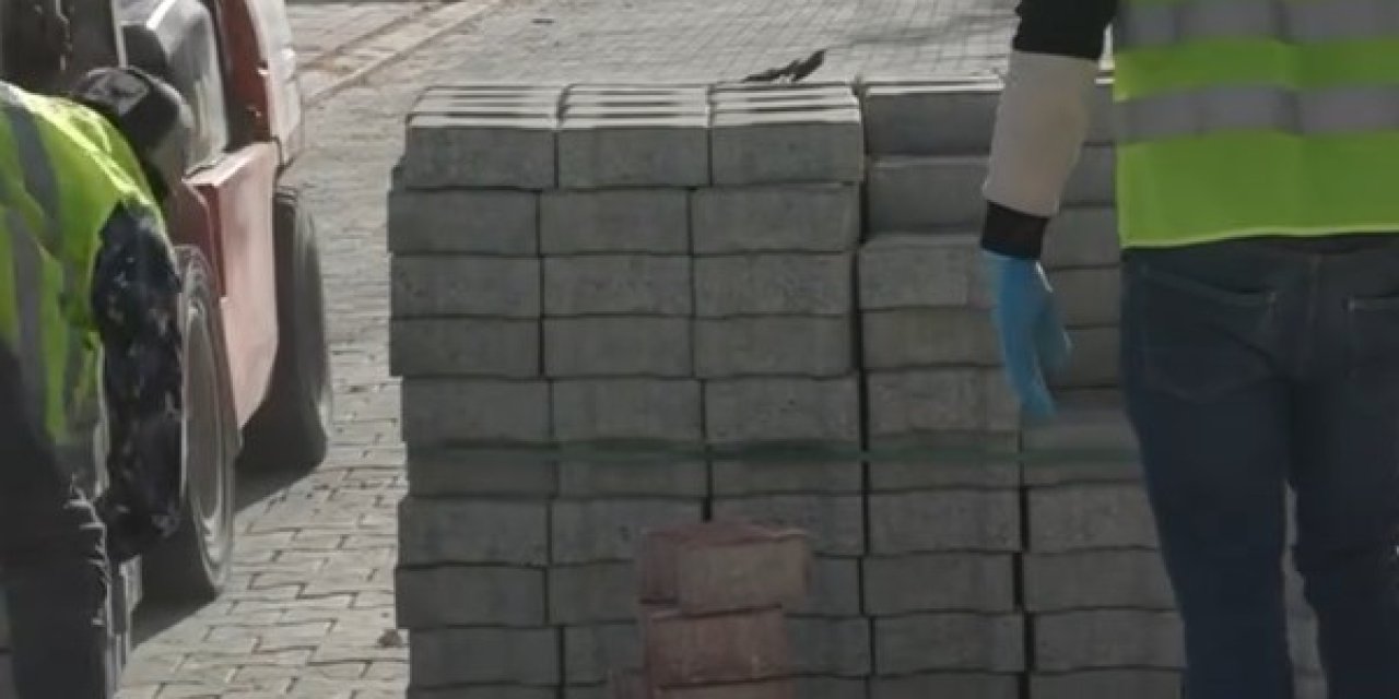 Çivril Belediyesi uzun yıllardır yapılmayan Kızılcasöğüt Mahallesi üst yapı çalışmalarına başladı