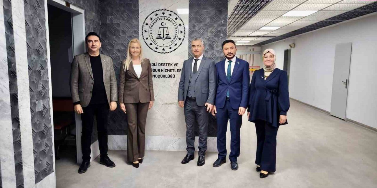 Adliyeye çocuk bekleme ve oyun odası kütüphanesi kuruldu