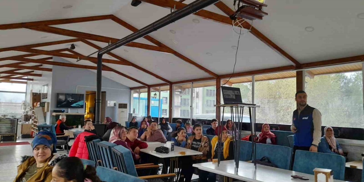 Vatandaşlara afet farkındalık eğitimi verildi