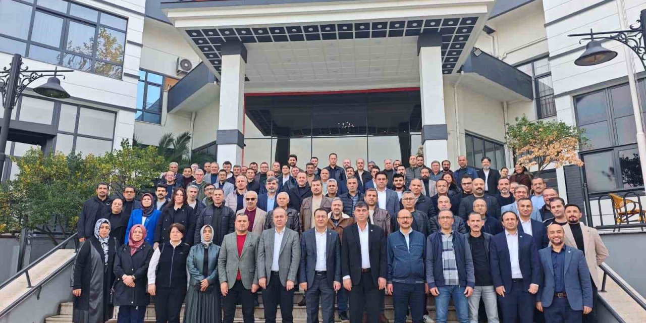 Eğitim Bir-Sen’den Manisa’da Genişletilmiş İl Divan Toplantısı