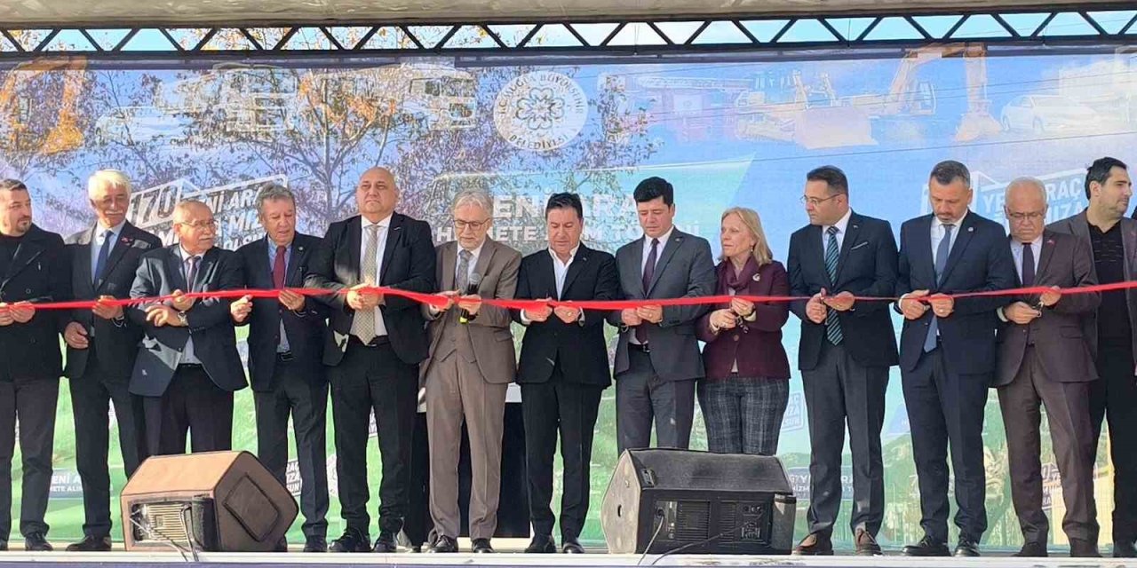 Muğla Büyükşehir Belediyesi’nin 170 yeni aracı hizmete başladı