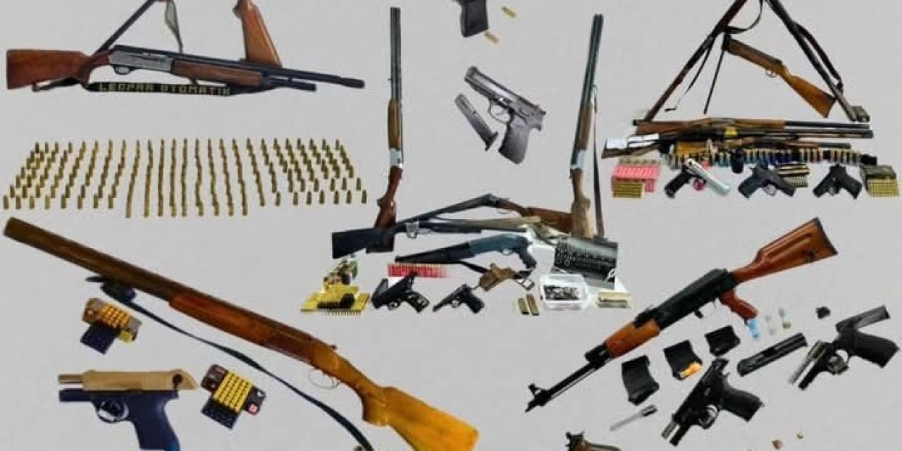 Kale’de kaçak silah ve mühimmatla yakalanan 9 şüpheli gözaltına alındı