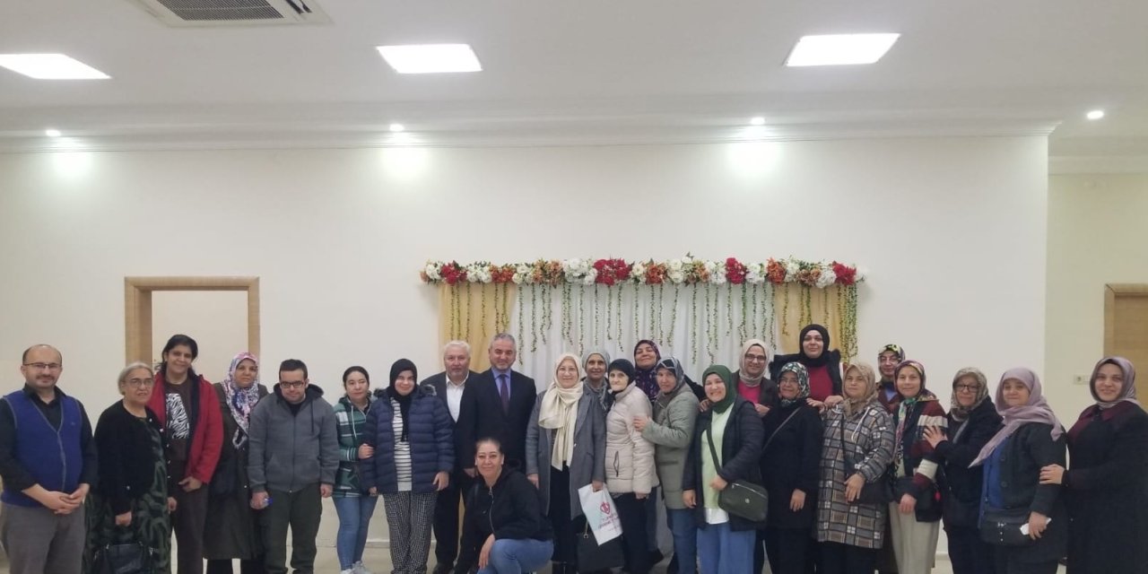 Cami, engelli buluşması gönülleri birleştirdi