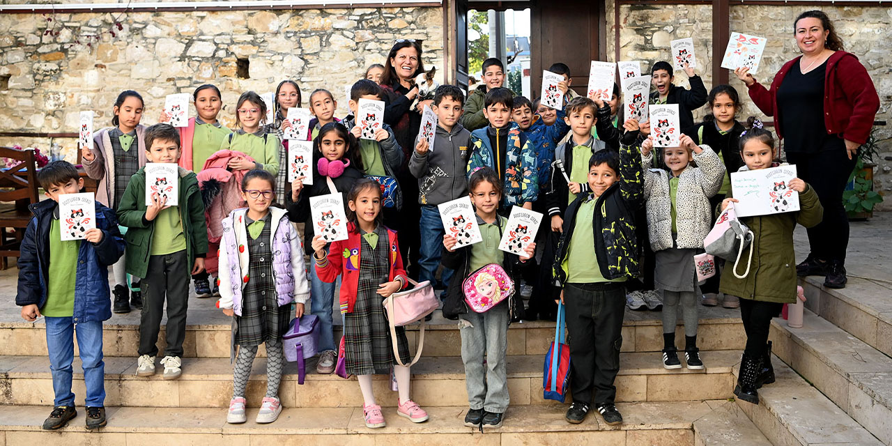 Seyakmer’de çocuklara hem kitap hem hayvan sevgisi aşılandı