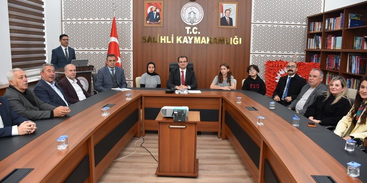 Salihli’de İnsan Hakları Kurulu Toplantısı gerçekleştirildi