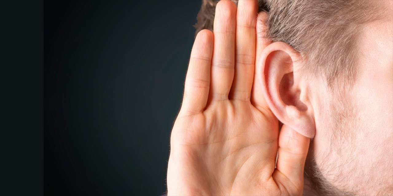 İşitme Cihazlarında Teknoloji Devrimi: Akıllı Özellikler ve Performans