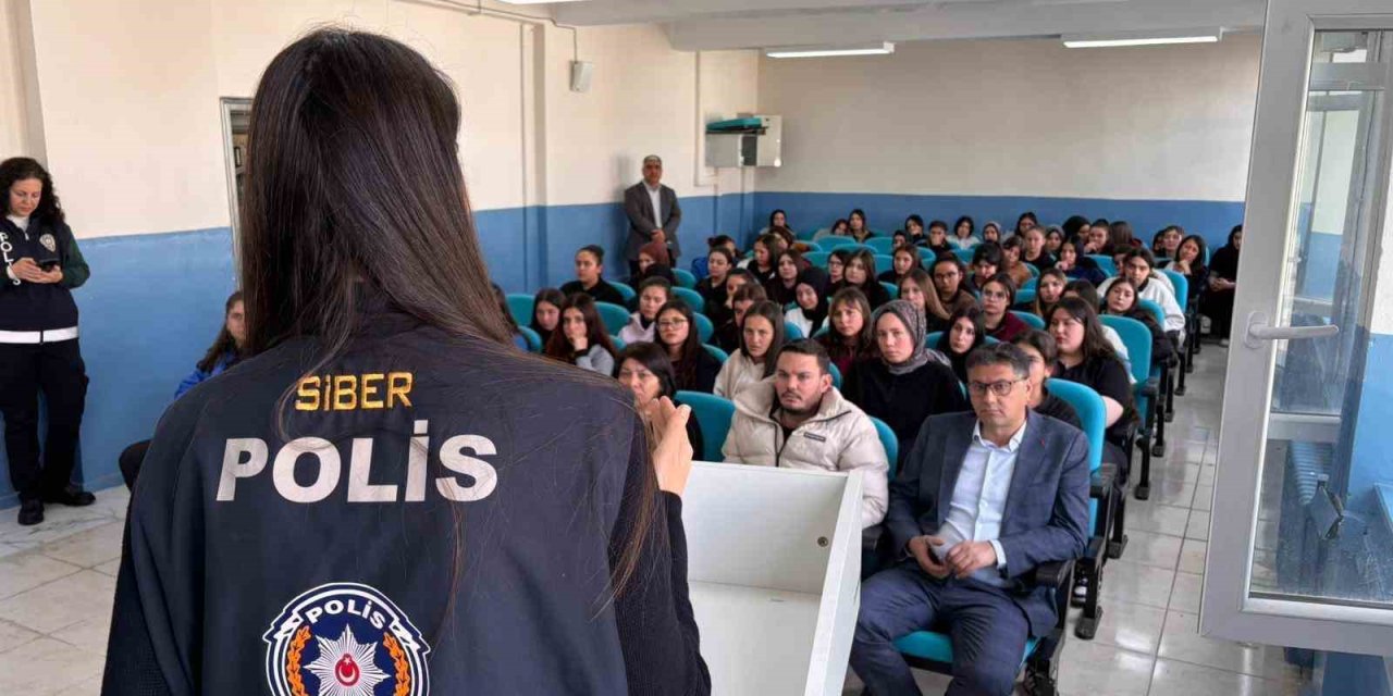 Öğrenci ve öğretmenlere polisten eğitim