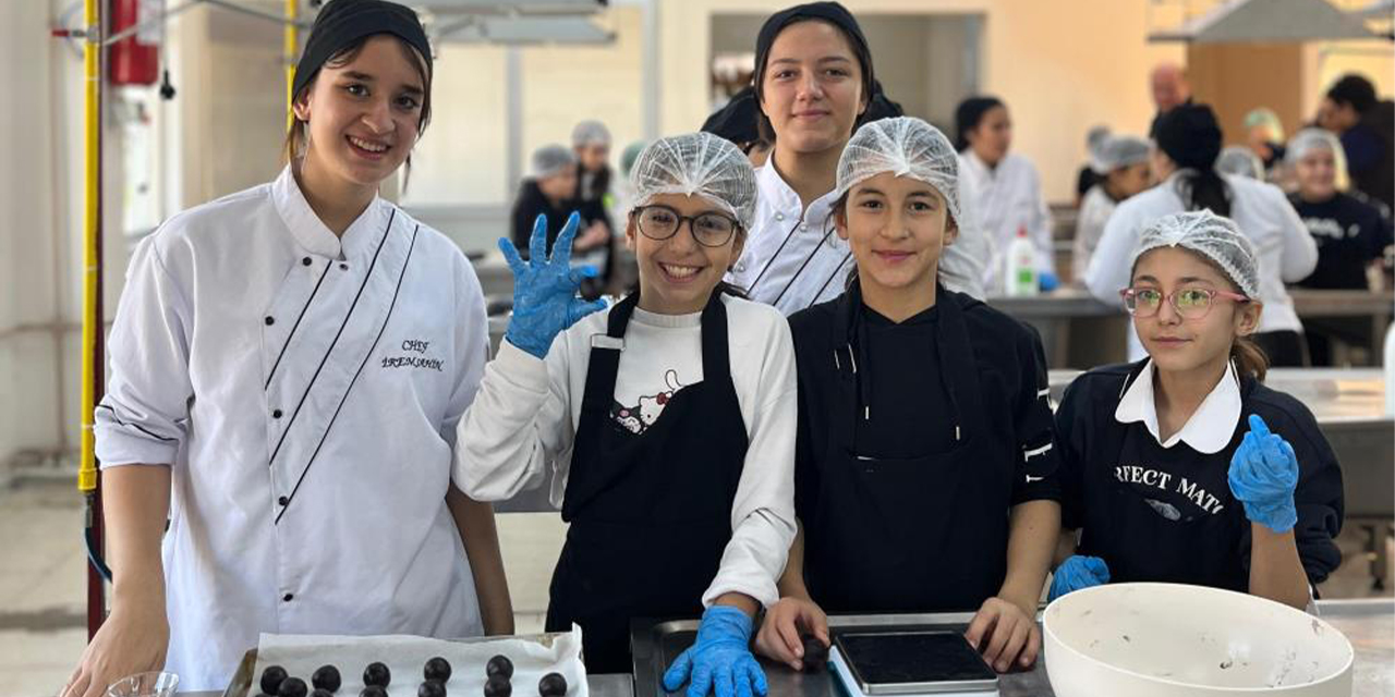 Köşk’te lezzet dolu buluşma:  Minik şefler mutfağa girdi