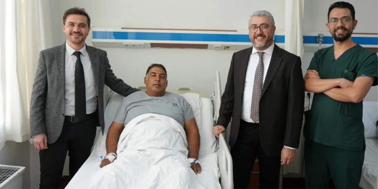 Aydın’da bir ilk: Ağız içinden alınan  doku ile yeni idrar yolu oluşturuldu