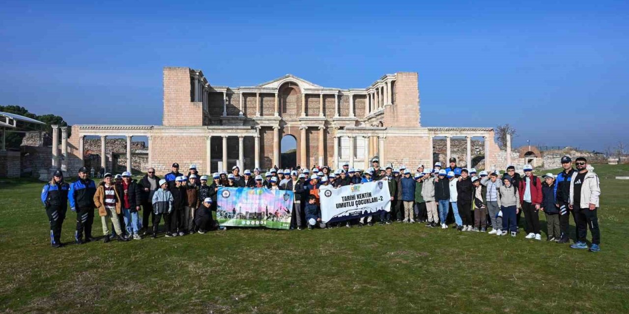 ‘Tarihi Kentin Umutlu Çocukları’ Kula-Salihli UNESCO Jeoparkı’nda buluştu