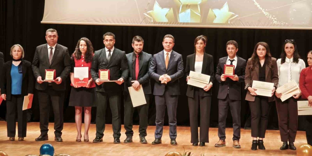 Muğla eğitim camiası ödül töreninde buluştu