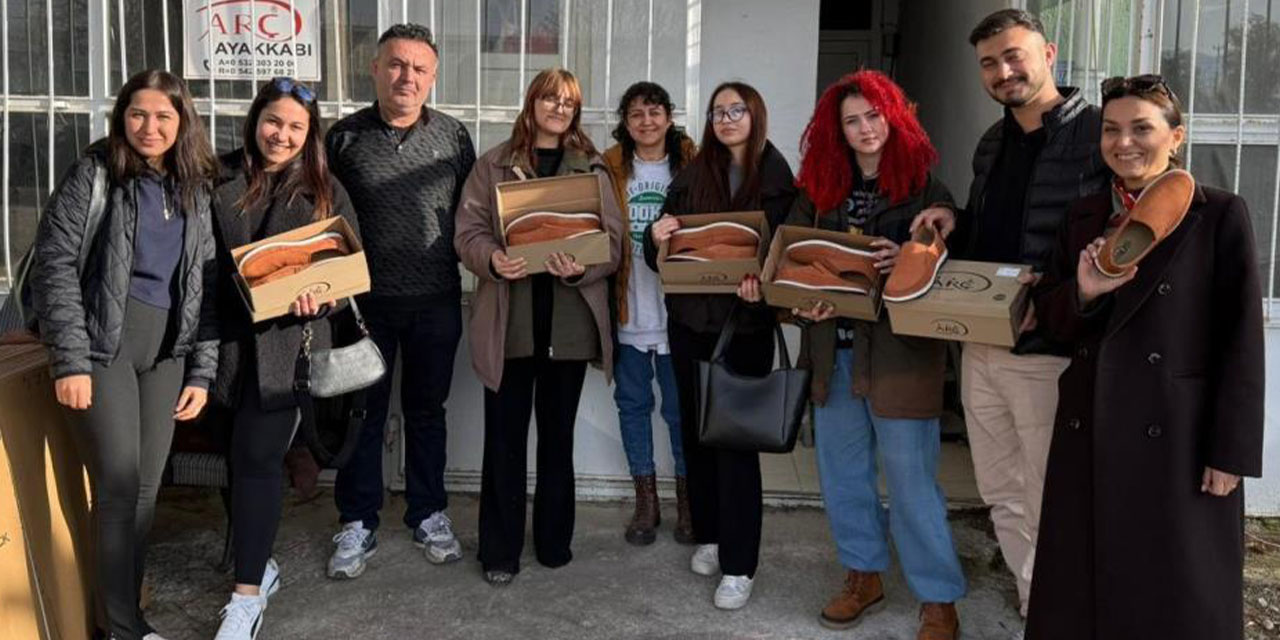 Öğrenciler babaları için ayakkabı üretti