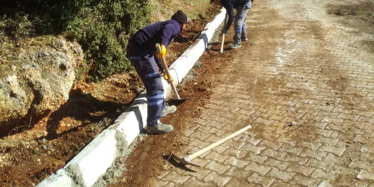 Tavas Belediyesi Fen İşleri Müdürlüğünde çalışmalar tüm hızıyla devam ediyor