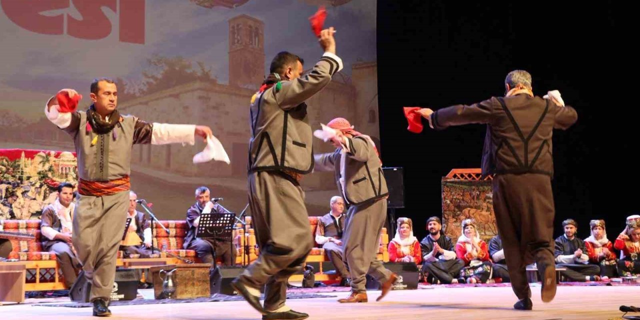 “Urfa Sıra Gecesi”  büyük ilgi gördü