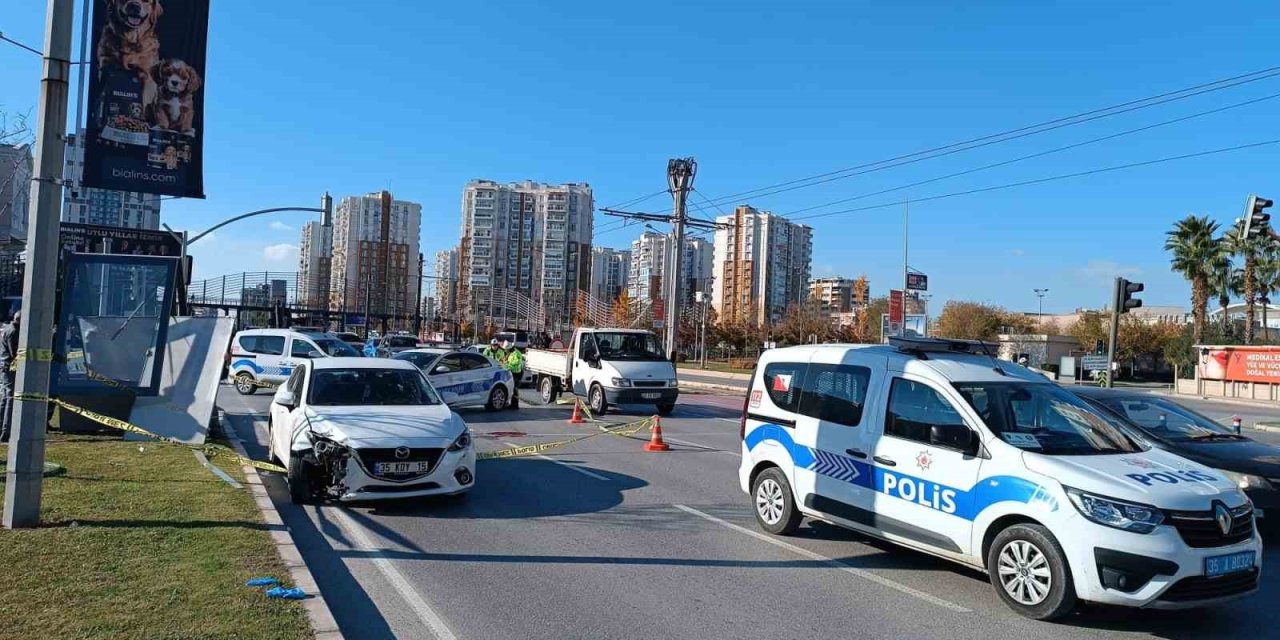 İzmir’de alkollü sürücünün çarptığı yaşlı kadın hayatını kaybetti
