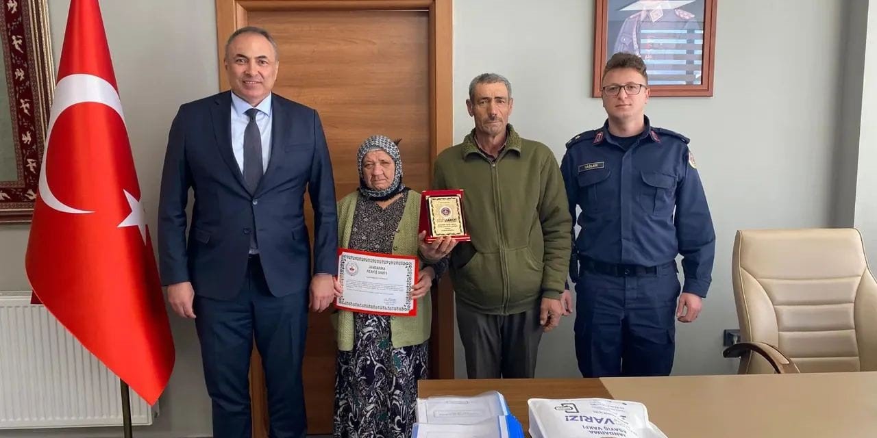 Denizli’de 3 kadın gayrimenkulünü jandarmaya bağışladı