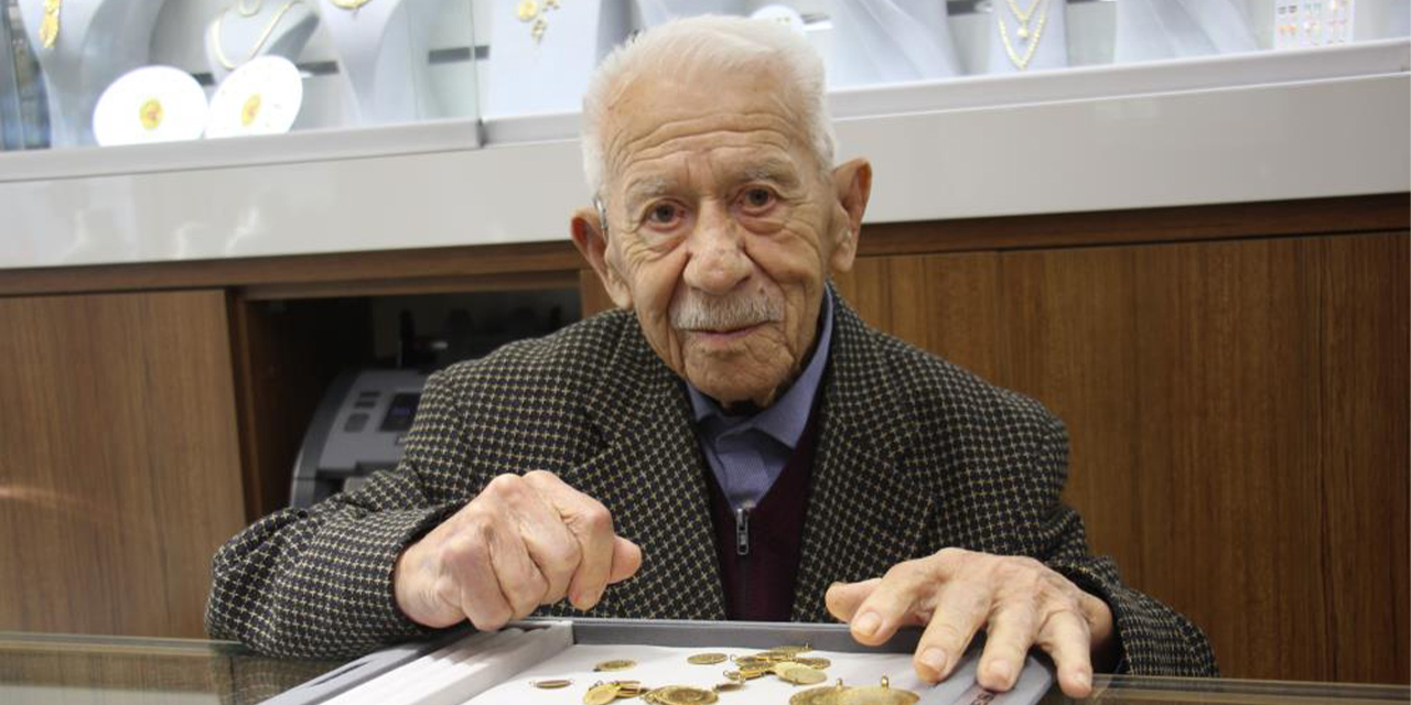 "Dürüstlük, iş hayatının altın anahtarıdır"