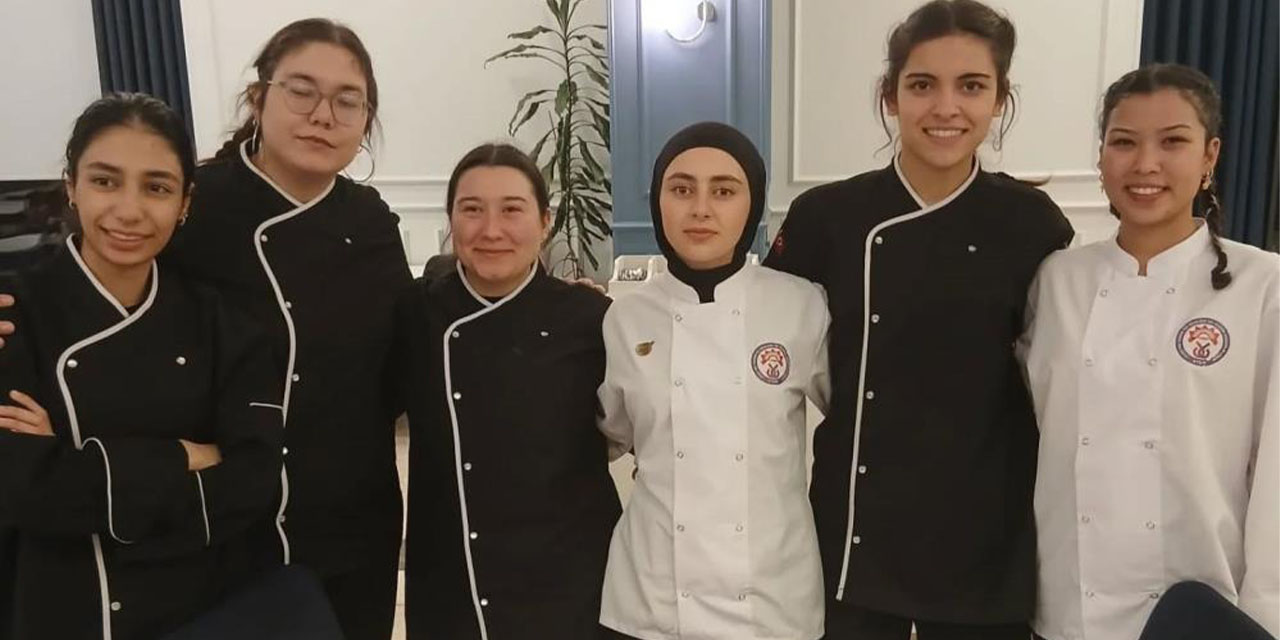 Efeler Zübeyde Hanım Kız MTAL’den uluslararası gurur: 4 altın madalya