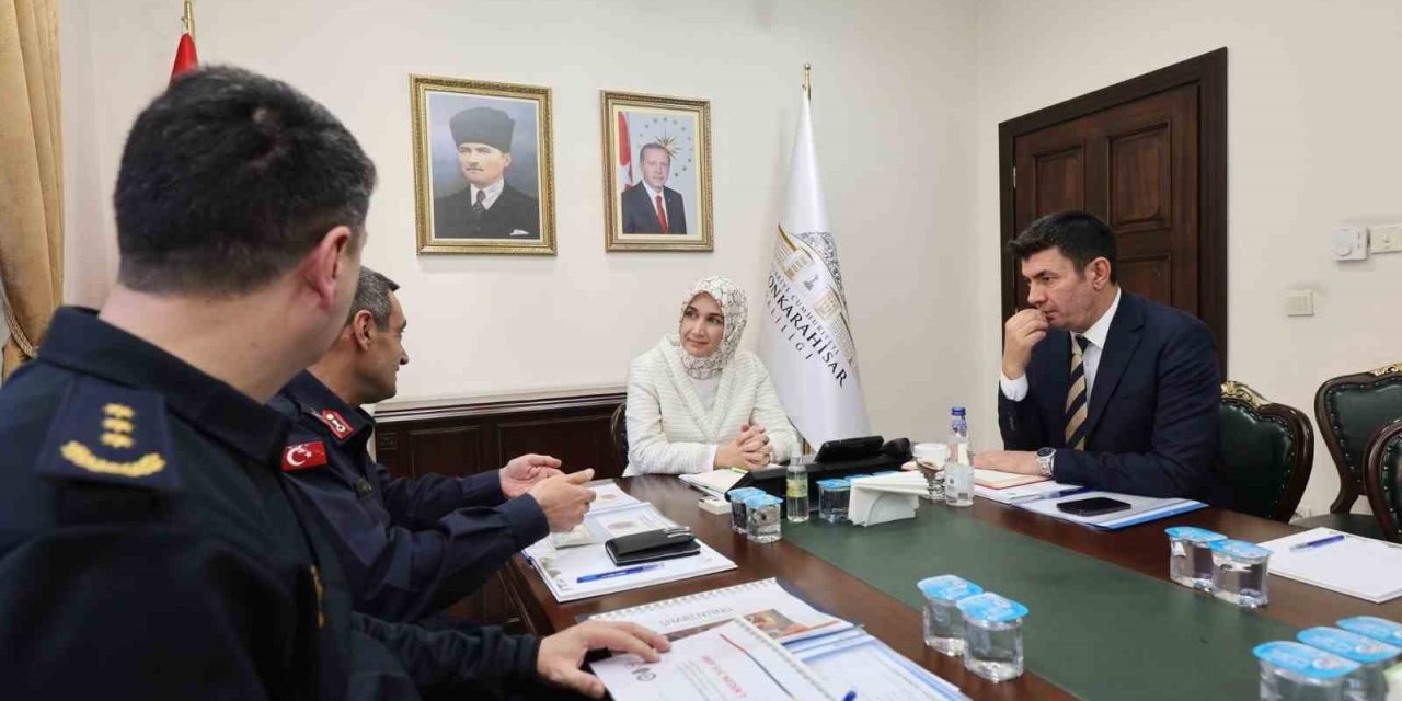 Afyonkarahisar’da asayiş toplantısı