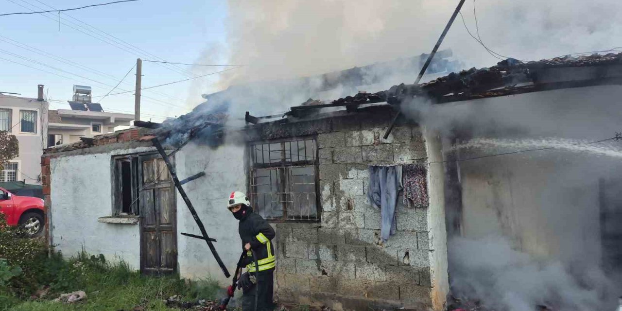 Fethiye’de ev yangını: 1 yaralı