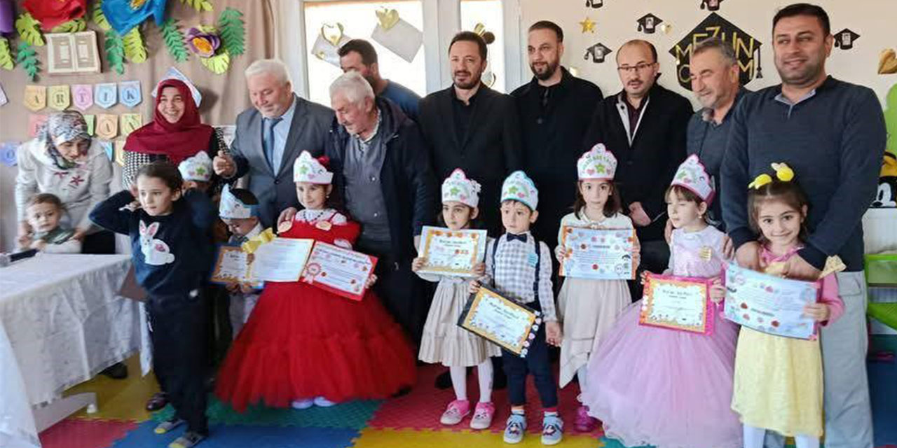 Minik yüreklerden  Kur’an’a ilk adım