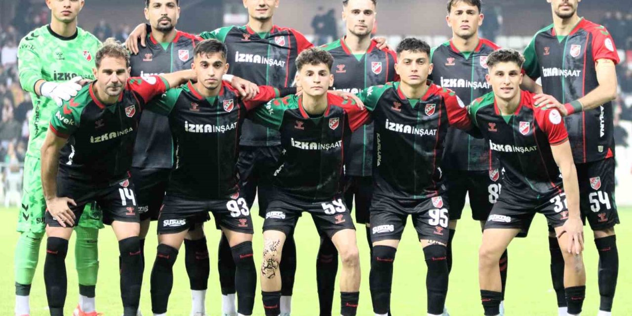 Karşıyaka devre arasına galibiyetle girdi