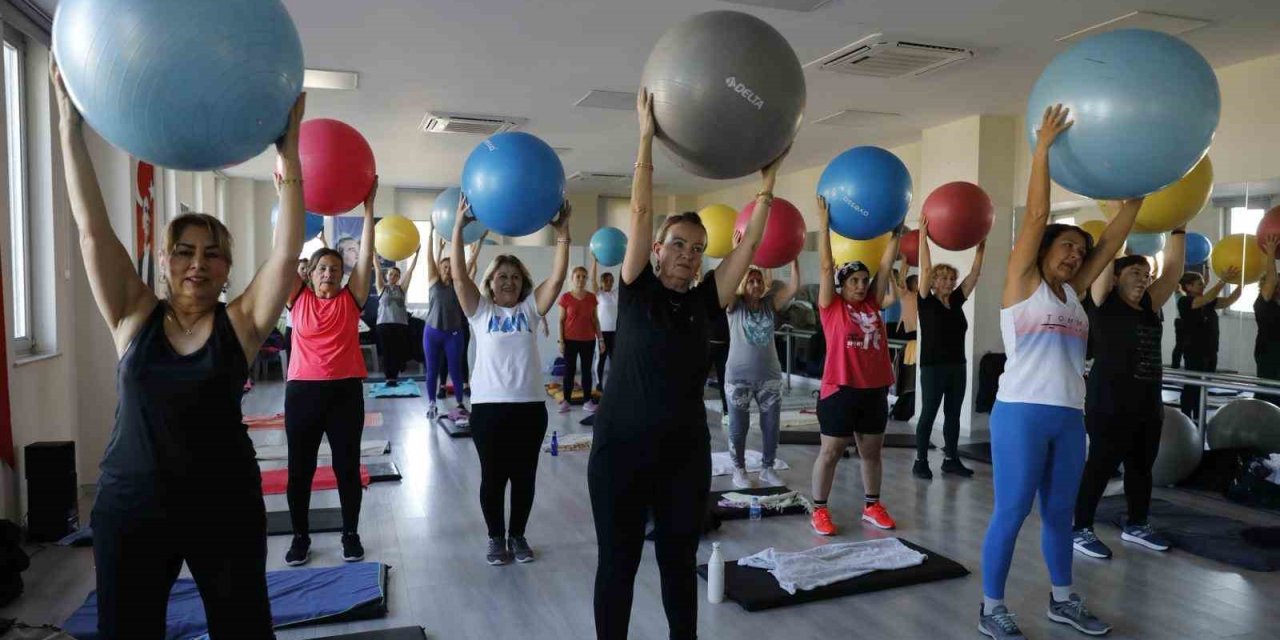 Aydın Büyükşehir Belediyesi, vatandaşları sporla buluşturuyor